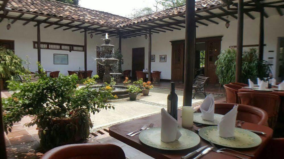 Hacienda Castilla Hotel Pereira Eksteriør billede